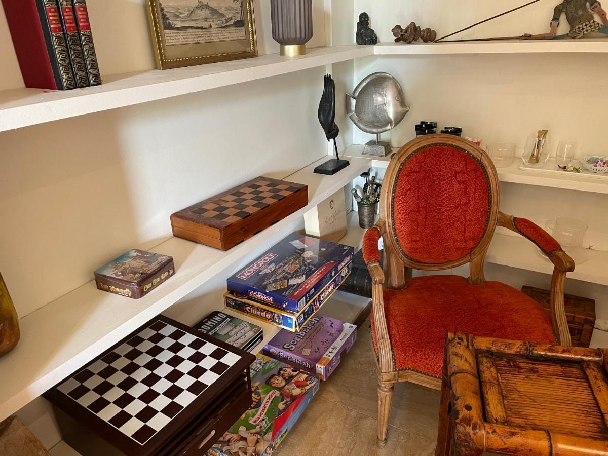 VILLA SPA PERRET-4 Étoiles-PARC de 3 Ha au pied du PARC NATUREL DU VEXIN NORMAND-Châteaux -Nature-Ballades-VTT-Cheval-Golf-À 5 Mn de GIVERNY-Jardins de MONET-Musée IMPRESSIONNISTE-Pour 2 Nuitées SAUNA ou JACUZZI offert en Hiver ou PISCINE en Été ou H Sainte-Genevieve-les-Gasny Exterior foto