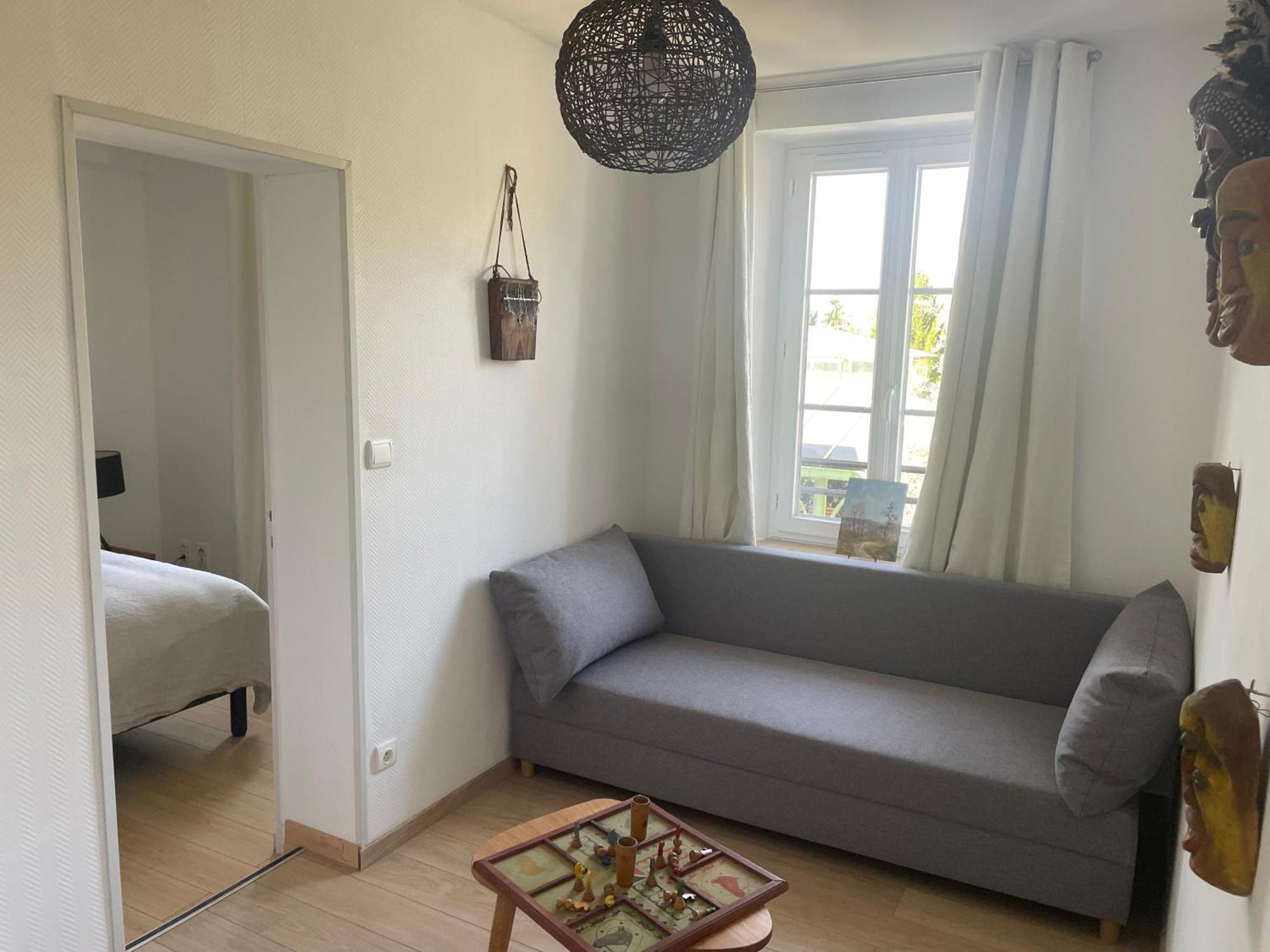 VILLA SPA PERRET-4 Étoiles-PARC de 3 Ha au pied du PARC NATUREL DU VEXIN NORMAND-Châteaux -Nature-Ballades-VTT-Cheval-Golf-À 5 Mn de GIVERNY-Jardins de MONET-Musée IMPRESSIONNISTE-Pour 2 Nuitées SAUNA ou JACUZZI offert en Hiver ou PISCINE en Été ou H Sainte-Genevieve-les-Gasny Quarto foto