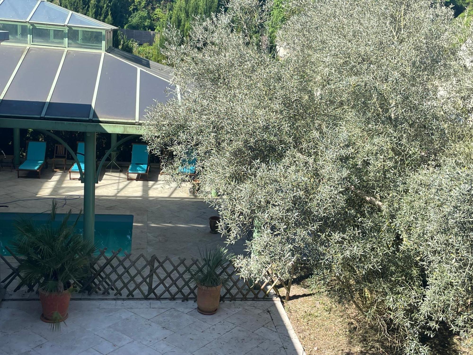 VILLA SPA PERRET-4 Étoiles-PARC de 3 Ha au pied du PARC NATUREL DU VEXIN NORMAND-Châteaux -Nature-Ballades-VTT-Cheval-Golf-À 5 Mn de GIVERNY-Jardins de MONET-Musée IMPRESSIONNISTE-Pour 2 Nuitées SAUNA ou JACUZZI offert en Hiver ou PISCINE en Été ou H Sainte-Genevieve-les-Gasny Exterior foto